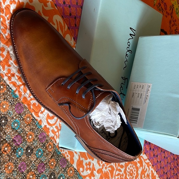 Modern Fiction “Parody” - Picture 1 of 4